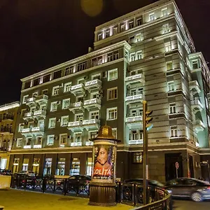 In Nizami Hotel
